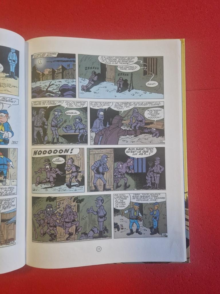 Bd les tuniques bleues 5, Livres, Enlèvement ou Envoi