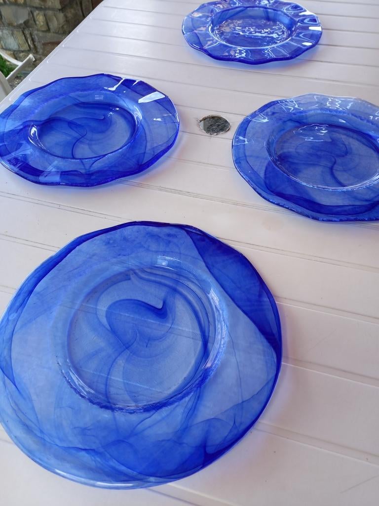 Assiettes ou sous assiettes, impeccables., Maison & Meubles, Enlèvement