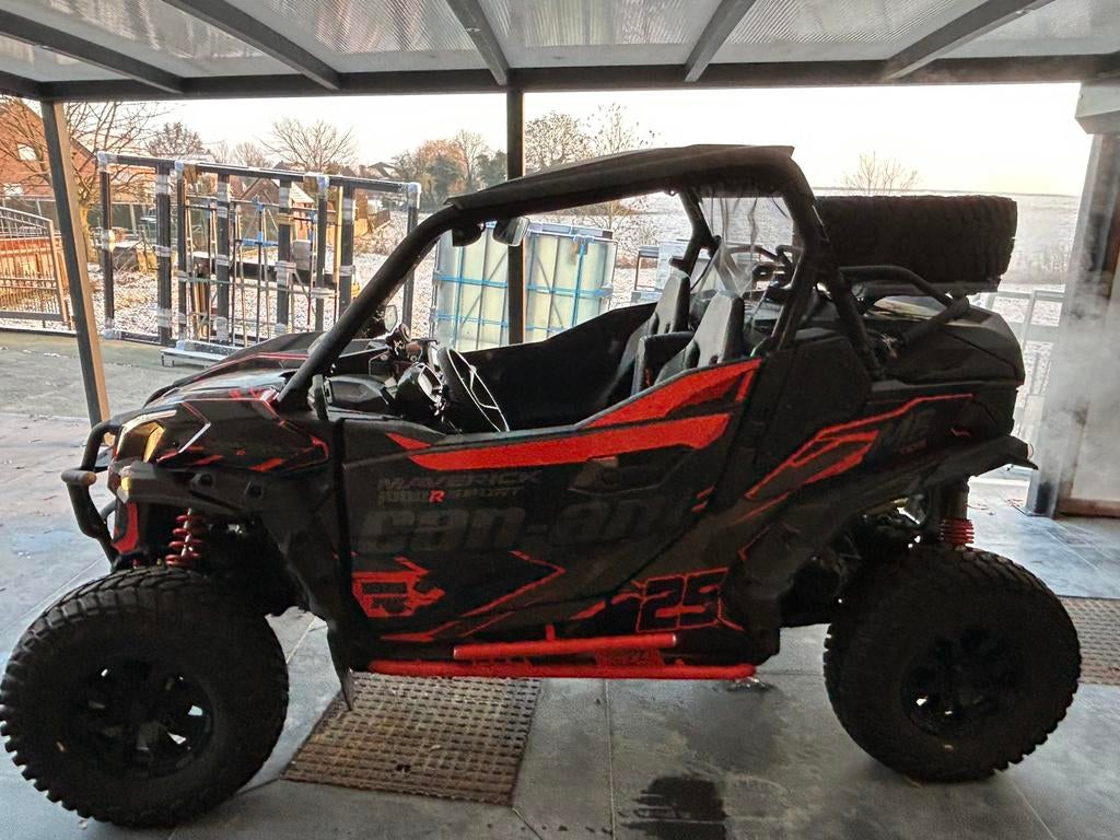 CAN-AM MAVERICK 1000R SPORT full options, Motos