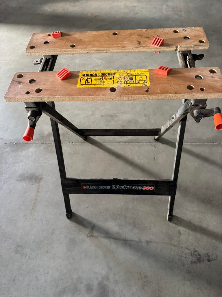 Black & Decker workmate M300, Doe-het-zelf en Bouw, Werkbanken, Ophalen, Zo goed als nieuw, Bankschroef