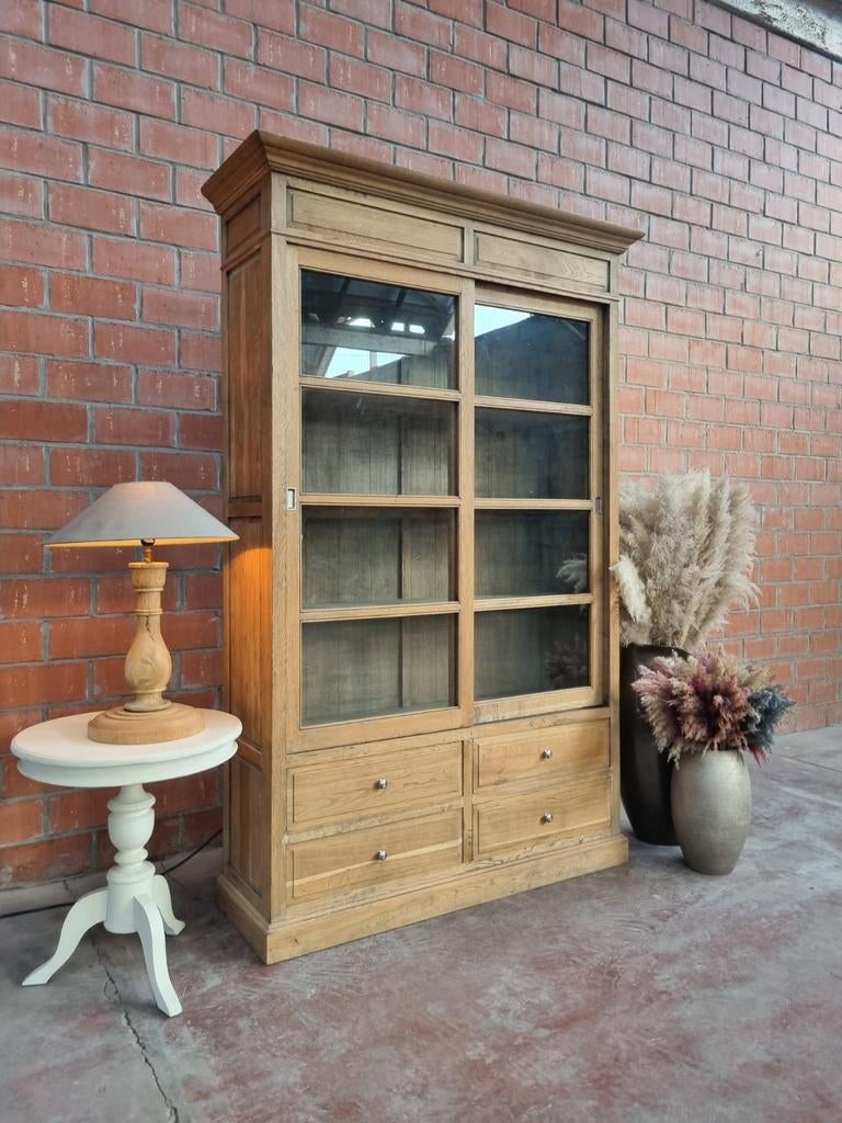 Buffet/vitrine en chêne art:20/26, Maison & Meubles, Armoires | Buffets, Comme neuf, 200 cm ou plus, 150 à 200 cm, 25 à 50 cm