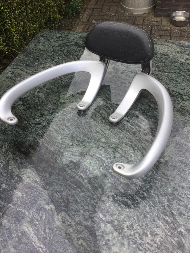 Sissybar orgineel peugeot Django, Motoren, Onderdelen | Overige, Ophalen, Gebruikt