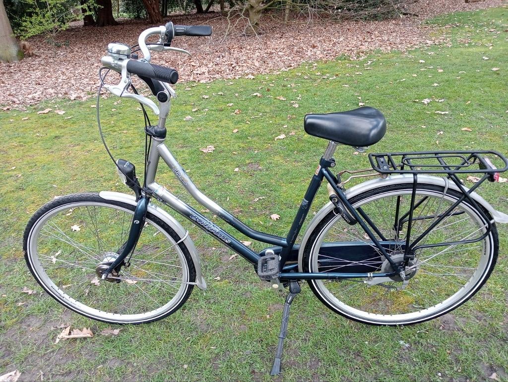 *Damesfiets 28 inch/NIEUWE ketting/maat54,met slot,3 speed, 53 tot 56 cm, Ophalen, Batavus, Versnellingen