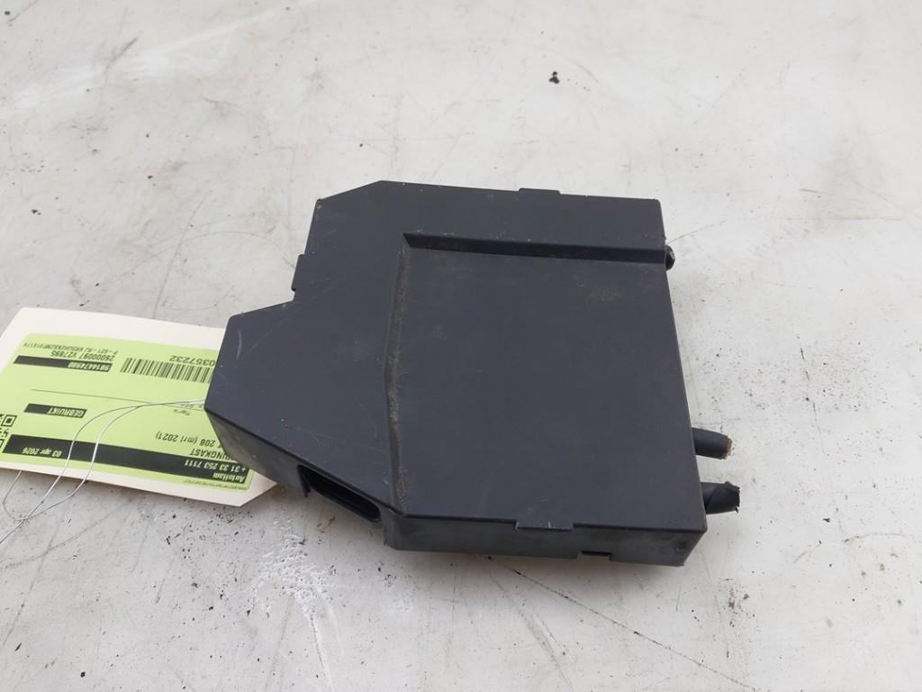 BOITIER FUSIBLES 208 II (UB / UH / UP) (|9814474980|), Dhr. J. Ham, Administratie@autoham.nl, Utilisé, Peugeot