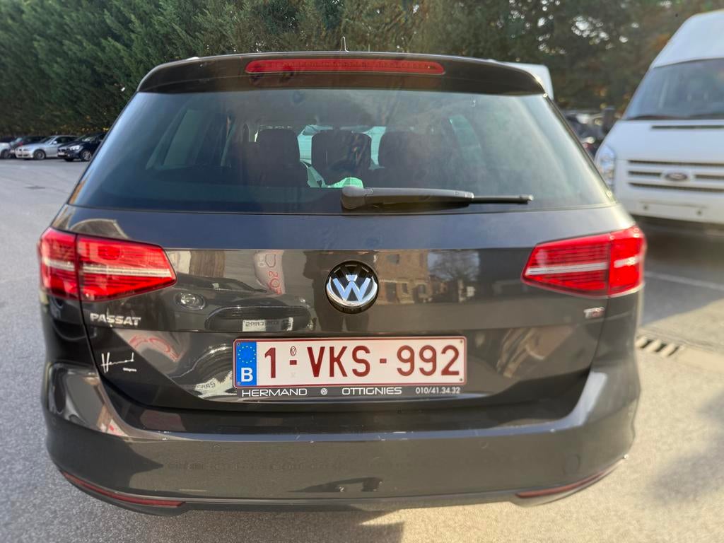 VW passat 1 PROP CARNET CARPASSE GPS CAMERA RADAR, Autos, Volkswagen, Argent ou Gris, Achat, Euro 6, Entreprise