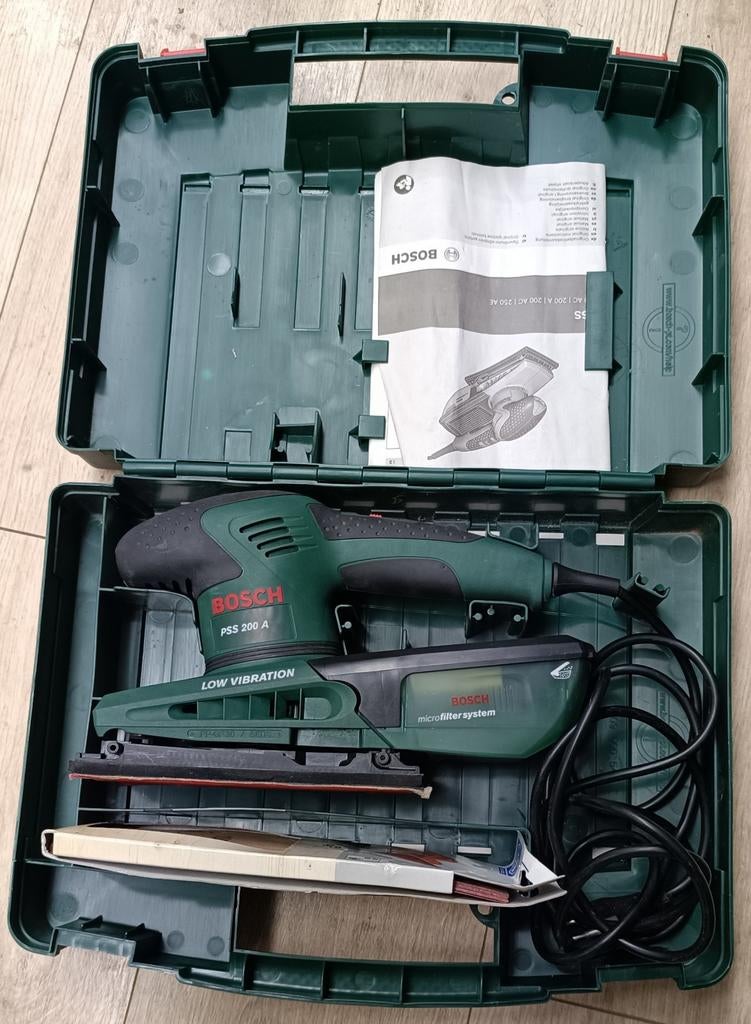 Bosch Ponceuse vibrante  État quasi neuf + Coffret, Enlèvement