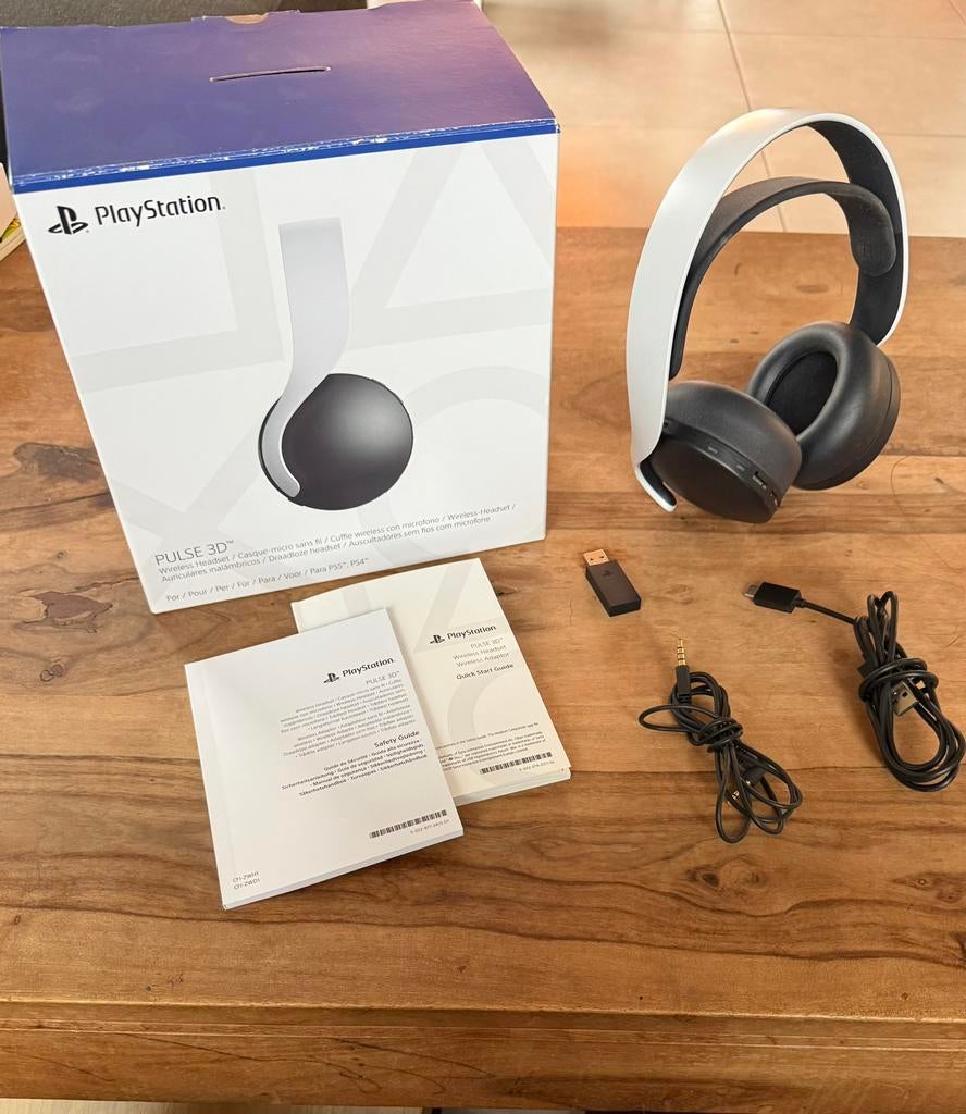 Sony Pulse 3D draadloos en met kabel - bijna niet gebruikt, TV, Hi-fi & Vidéo, Casques audio, Supra-aural, Sony, Sans fil, Enlèvement