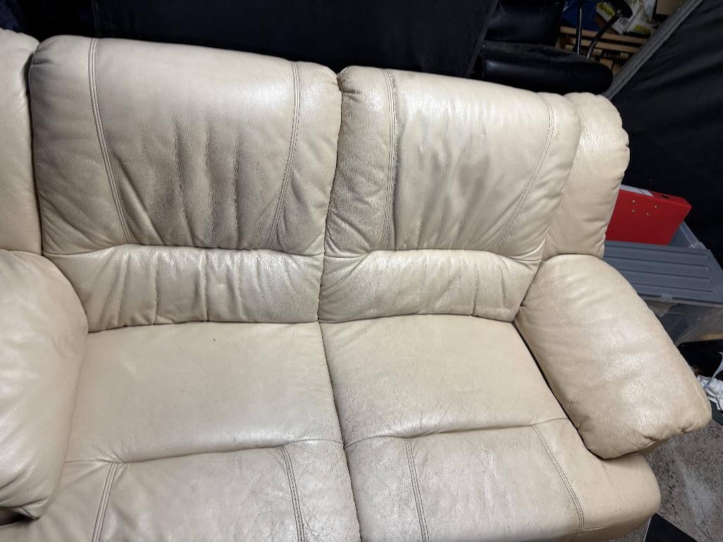 Gratis 2-zits leren zetel – op te halen in Westrozebeke, Ophalen, Gebruikt, 150 tot 200 cm, Driepersoons