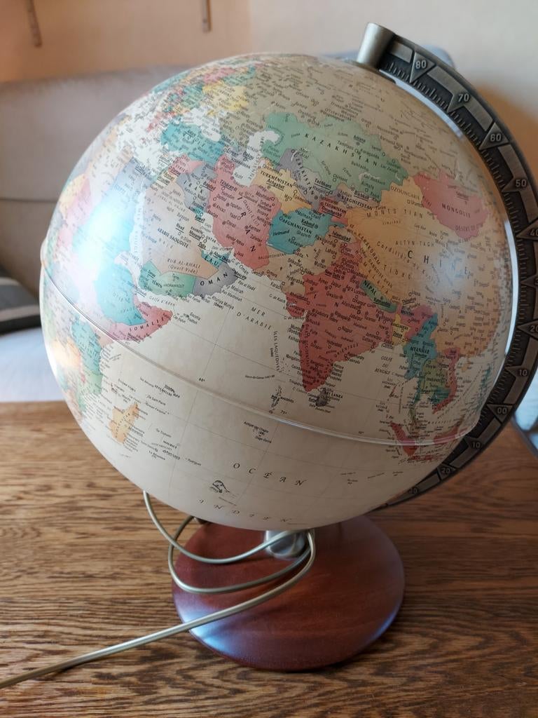 Grande mappemonde, Maison & Meubles, Accessoires pour la Maison | Globes, Enlèvement