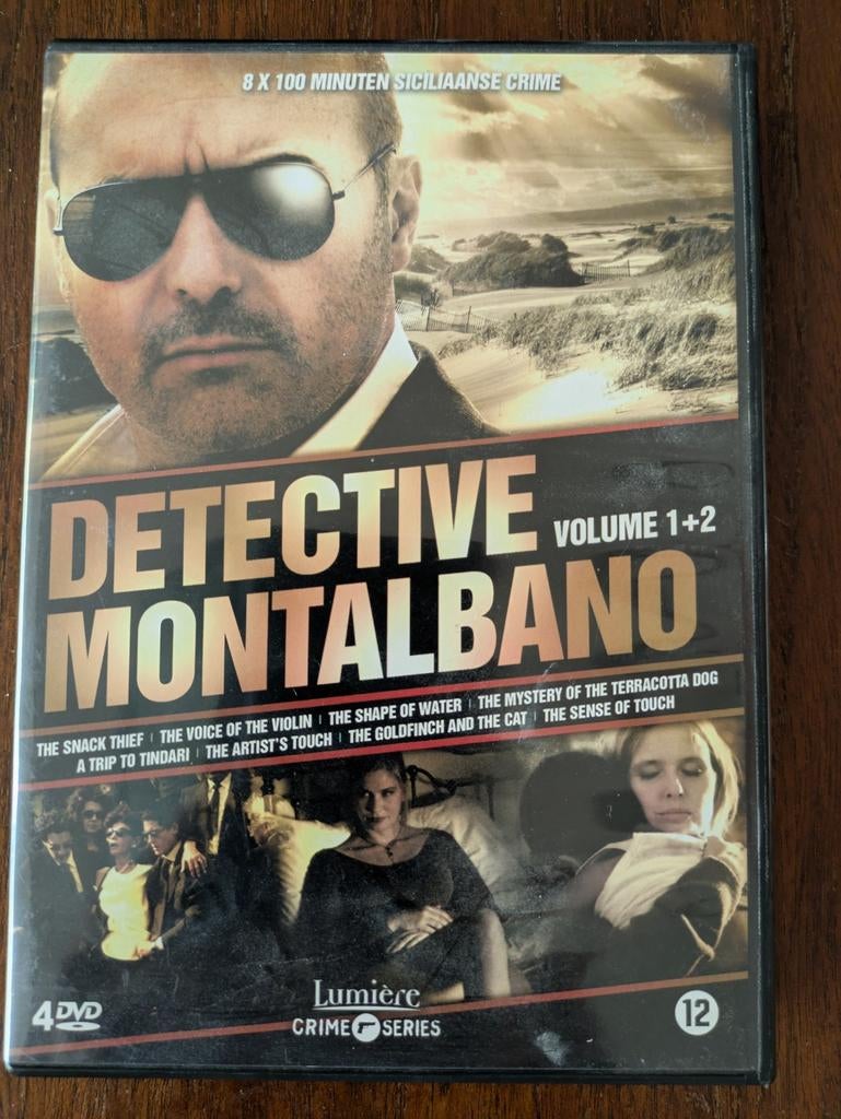 dvd box Detective Montalbano Volume 1 + 2, Enlèvement ou Envoi, Comme neuf, Thriller, Coffret
