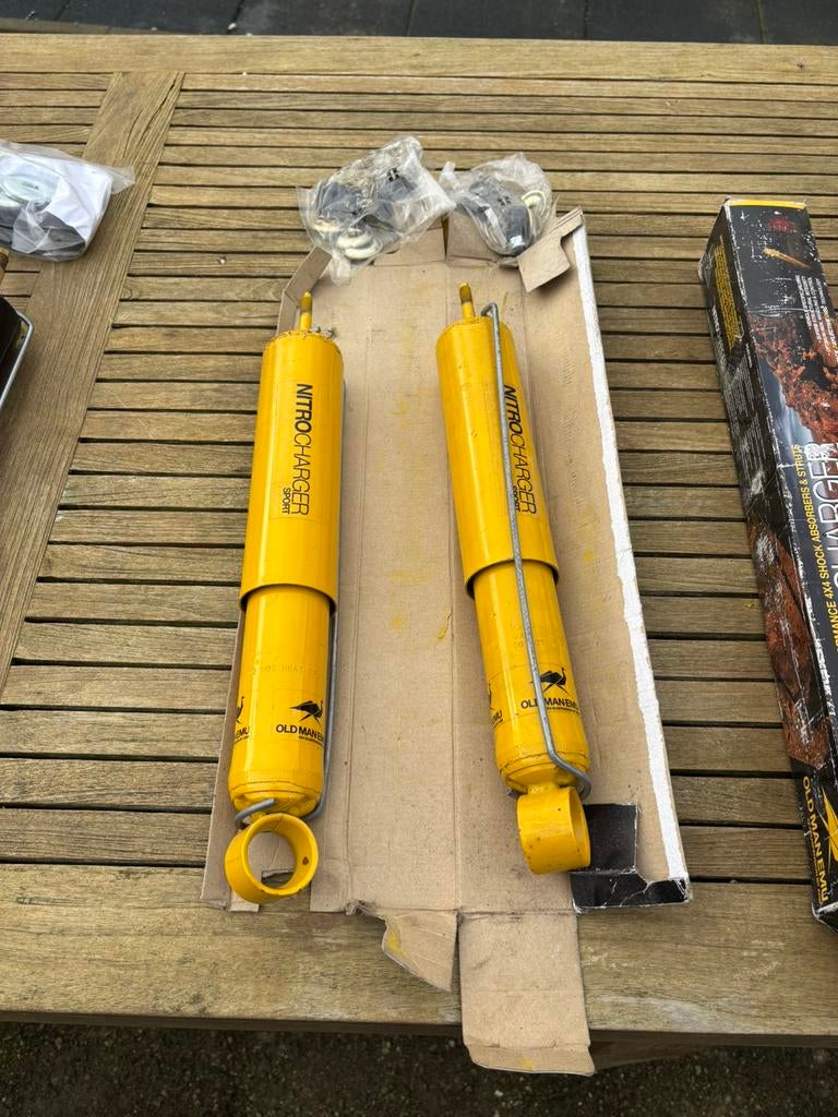 Schokdempers toyota landcruiser, Ophalen, Toyota