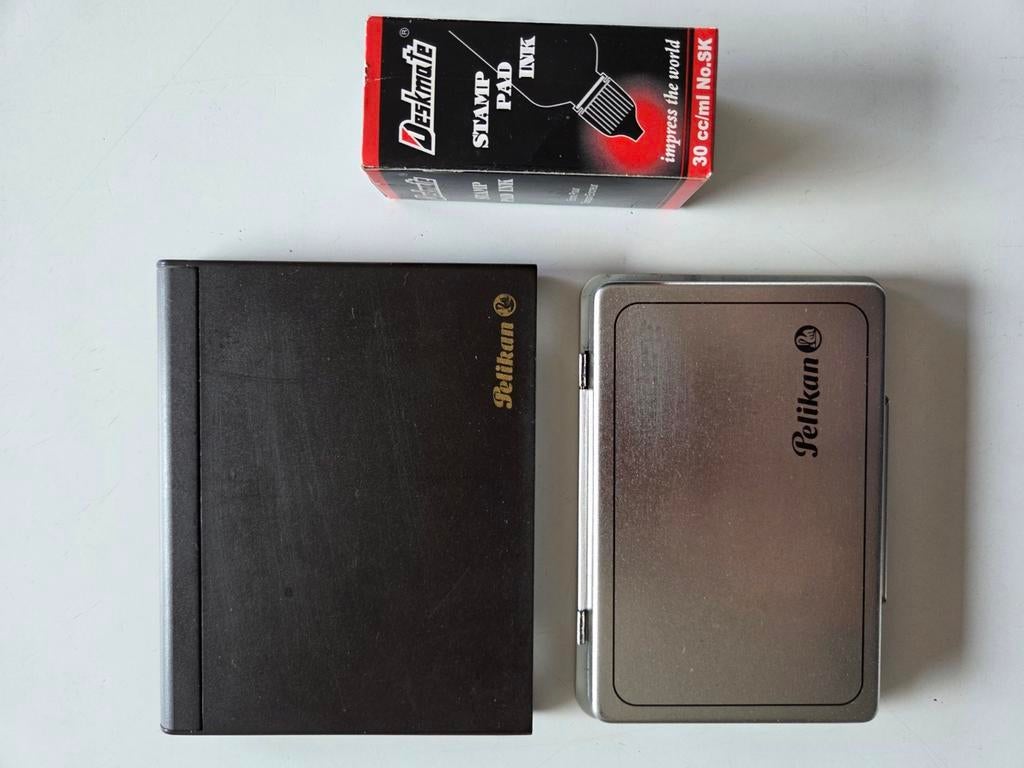 2 stempelkussens Pelikan  + flesje bijvul-inkt, Ophalen of Verzenden, Gebruikt