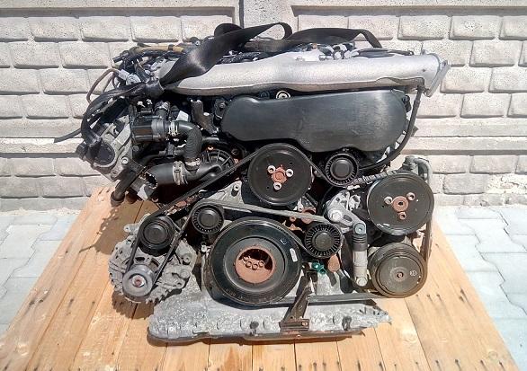 Moteur CGKB Complet A5 A4 AUDI, Autos : Pièces & Accessoires, Envoi, Utilisé, Daihatsu