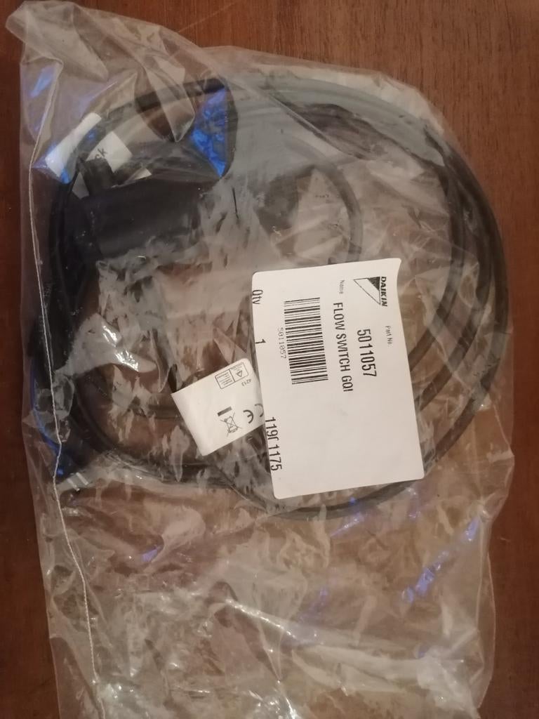 Daikin Flow Switch 5011057 nieuw origineel onderdeel, Ophalen