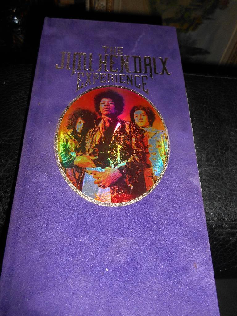Long Box The JIMI HENDRIX experience 4CD + livre, Enlèvement ou Envoi