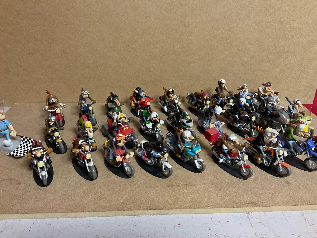 Figurines Joe Bar Team - Collection Hachette (1), Collections, Enlèvement, Autres personnages, Comme neuf, Statue ou Figurine