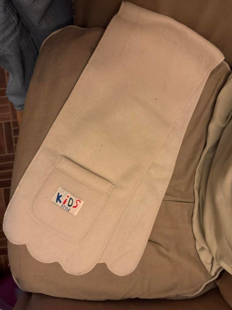 Nouveau foulard blanc avec pochette, Enlèvement, Neuf, Garçon ou Fille, Écharpe