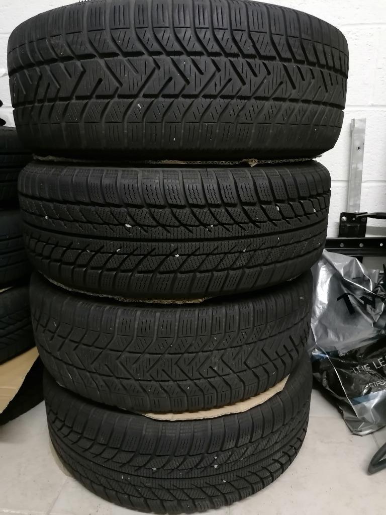 Jeu de 4 pneus hiver monté sur jantes, Autos : Divers, Accessoires de voiture, Utilisé, Enlèvement