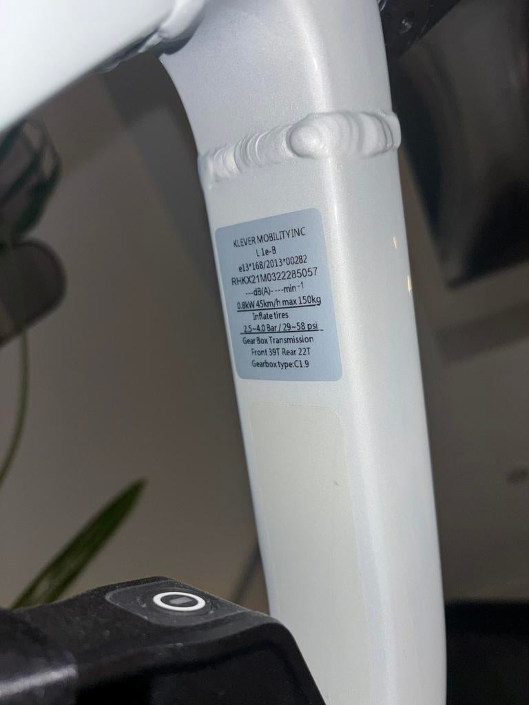 Klever x pinion 45 - model 2023 1600W Accu -> maat Medium, Fietsen en Brommers, Elektrische fietsen, Ophalen, Zo goed als nieuw