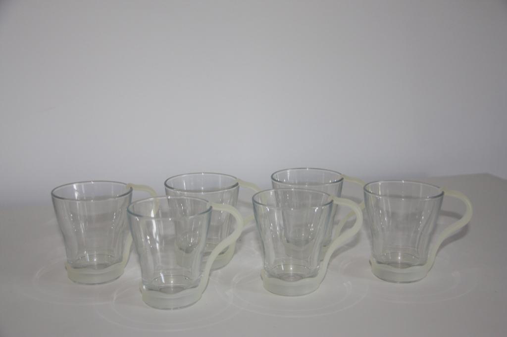 Set van 6 bormioli rocco tempered jaren 70 italy thee glazen, Verzamelen, Glas en Drinkglazen, Verzenden, Gebruikt, Overige typen