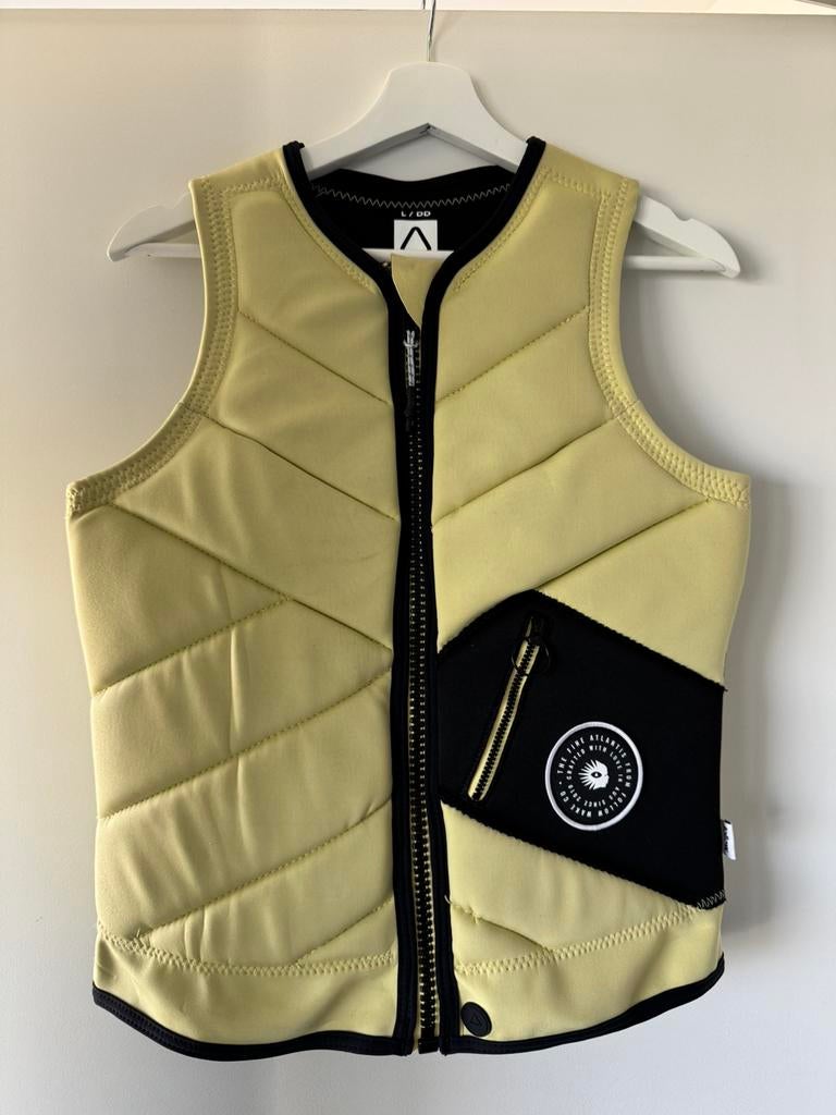 Follow Unisex Impact Vest – Maat L/DD – Uitstekende Staat, Ophalen of Verzenden, Zo goed als nieuw