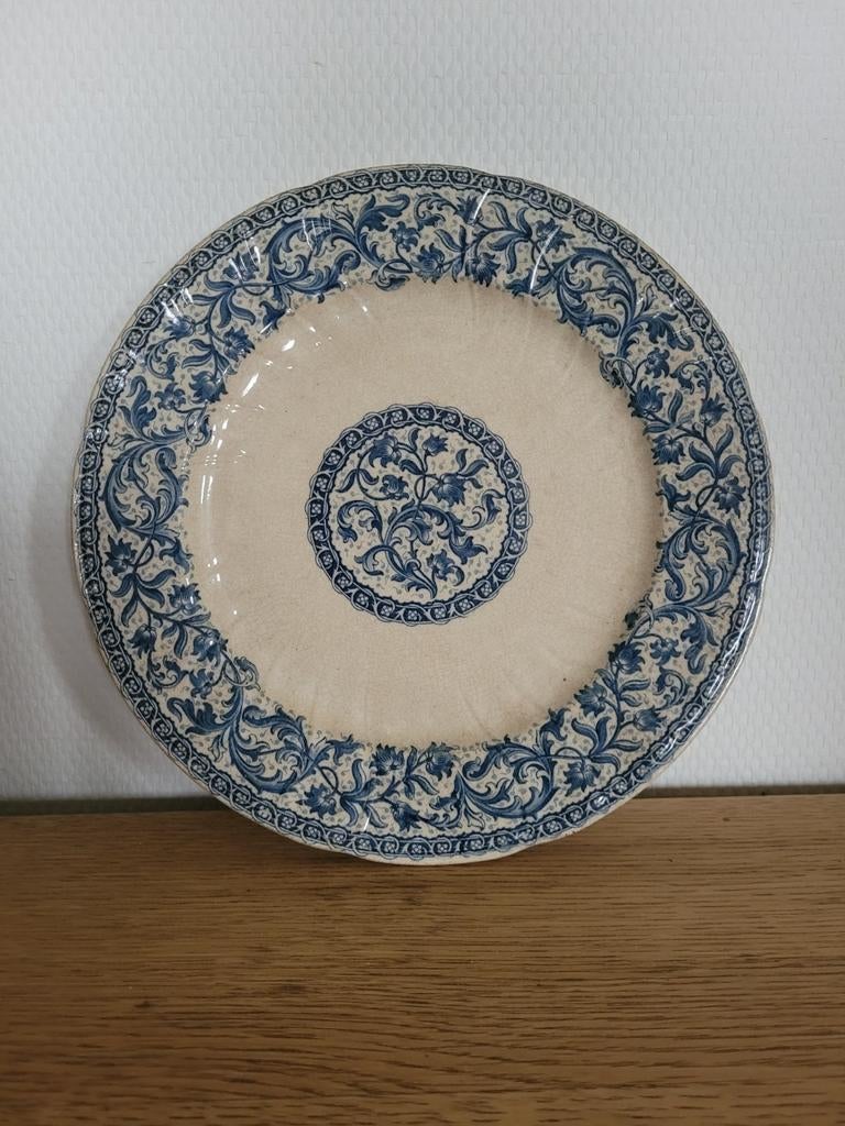 Assiette ancienne faïence  Gien France 1930, Enlèvement ou Envoi