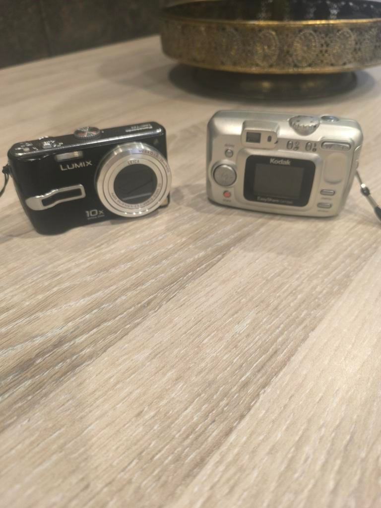 2 appareils photos numériques, Audio, Tv en Foto, Ophalen