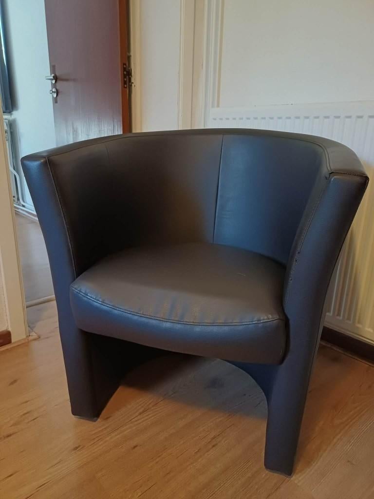 Siège baquet en cuir noir, Maison & Meubles, Moins de 75 cm, Enlèvement, Utilisé, 50 à 75 cm