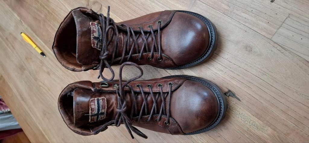 Enkellaarzen  Napapijri, Ophalen, Zo goed als nieuw