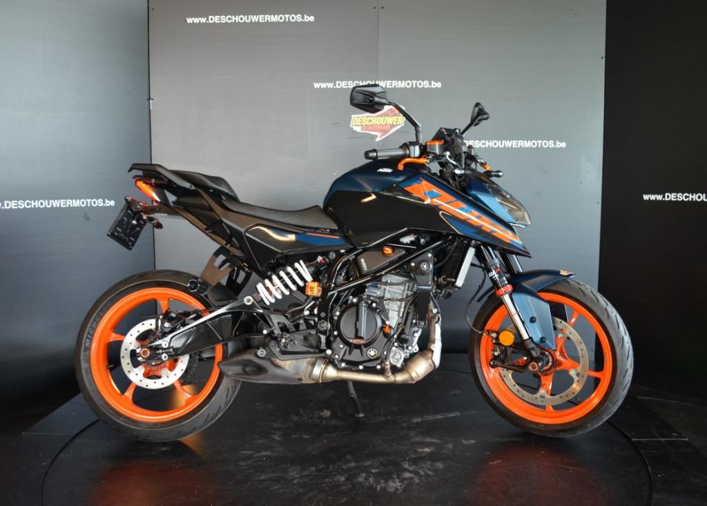 2024 KTM Duke 125 | 4992KM | Tal van accessoires, Motoren, Motoren | KTM, Bedrijf, 125 cc, 11 kW of minder, 1 cilinder