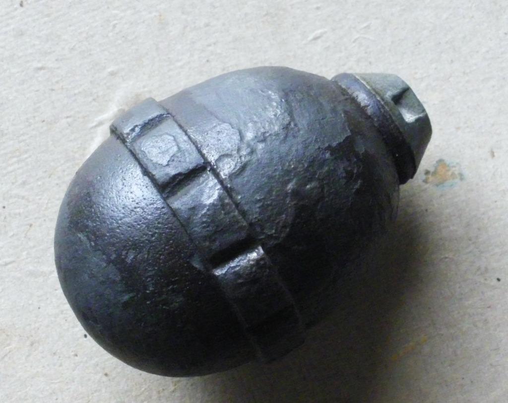 1917 Eierhandgranate allemande complète, inerte et vide, Collections, Objets militaires | Général, Envoi, Armée de terre, Autres types