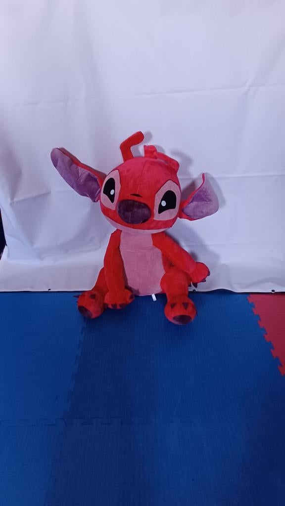 Peluche stitch, Kinderen en Baby's, Speelgoed | Knuffels en Pluche, Ophalen