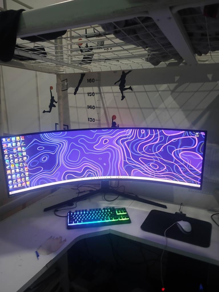 Moniteur de jeu incurvé Samsung Odyssey G9 49 pouces, Informatique & Logiciels, Moniteurs, DisplayPort, HDMI, Gaming, Ultrawide