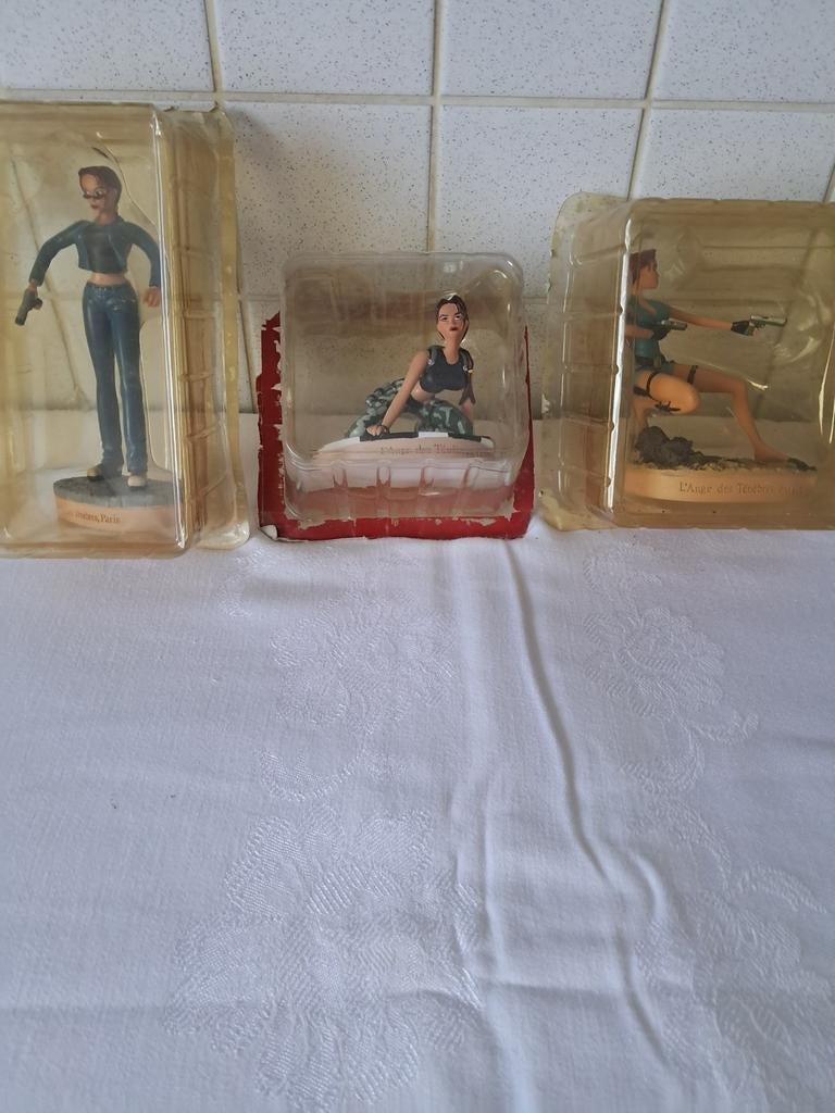 3 figuren uit de Lara Croft-collectie, Verzamelen, Ophalen of Verzenden, Zo goed als nieuw