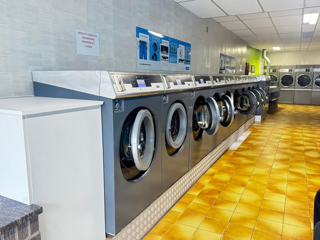 Wassalon over te nemen te Menen