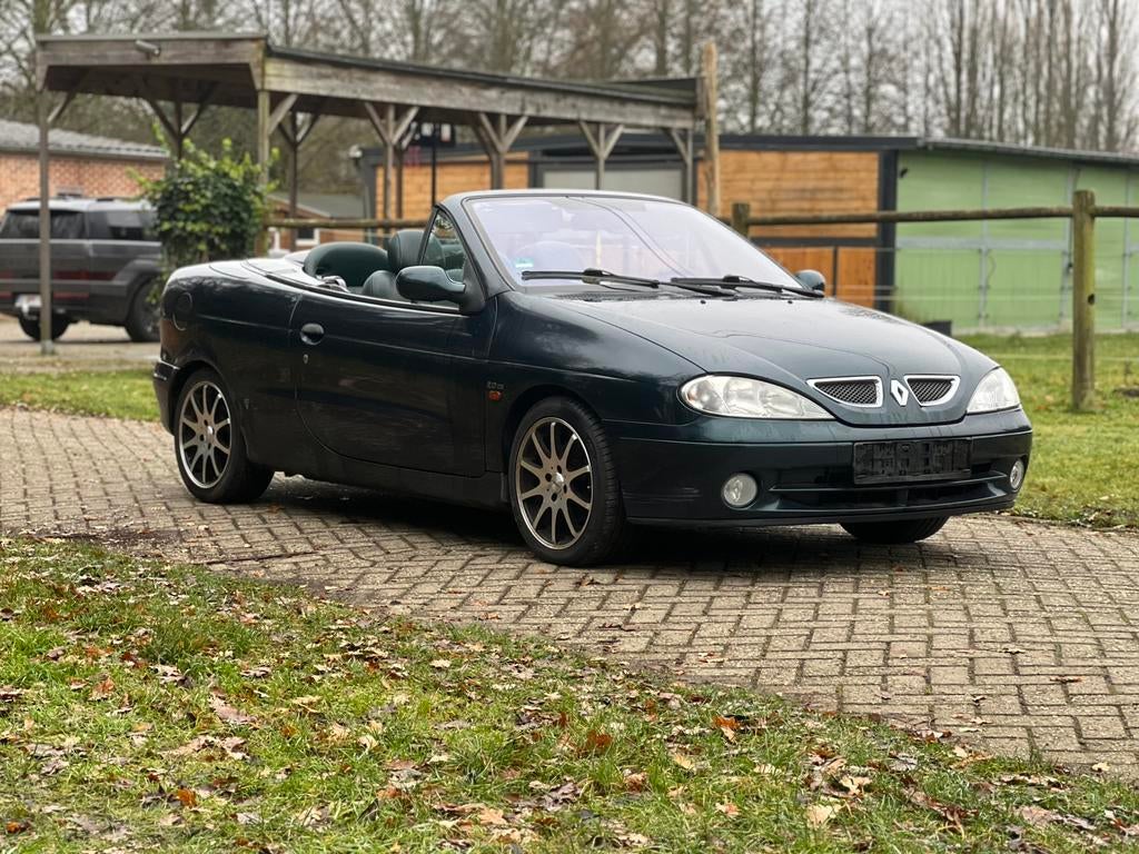 Renault Megane 2.0 litres cabriolet airco cuir 1000€, Autos, Renault, Cuir, Achat, Entreprise, Cabriolet
