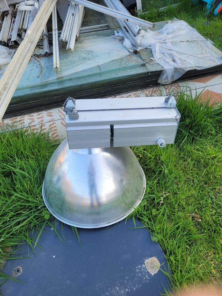 Set van 10 globes, lampen, industriële verlichting, Ophalen