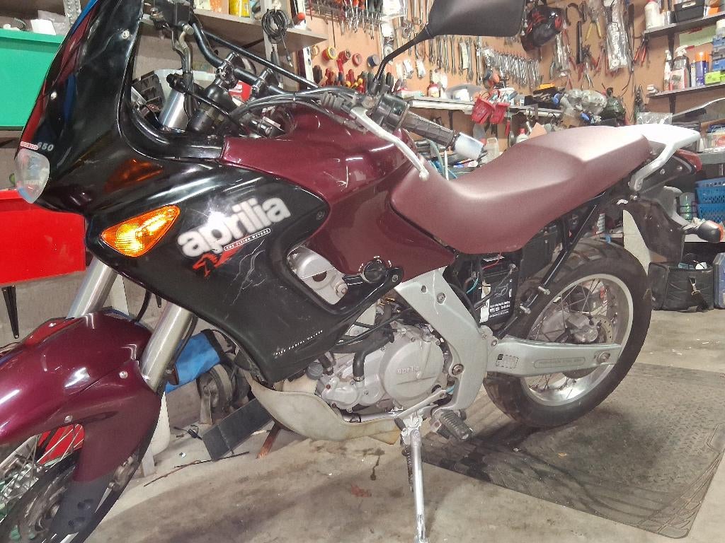 Aprilia pegaso, Particulier, 1 cylindre, Enduro, 650 cm³