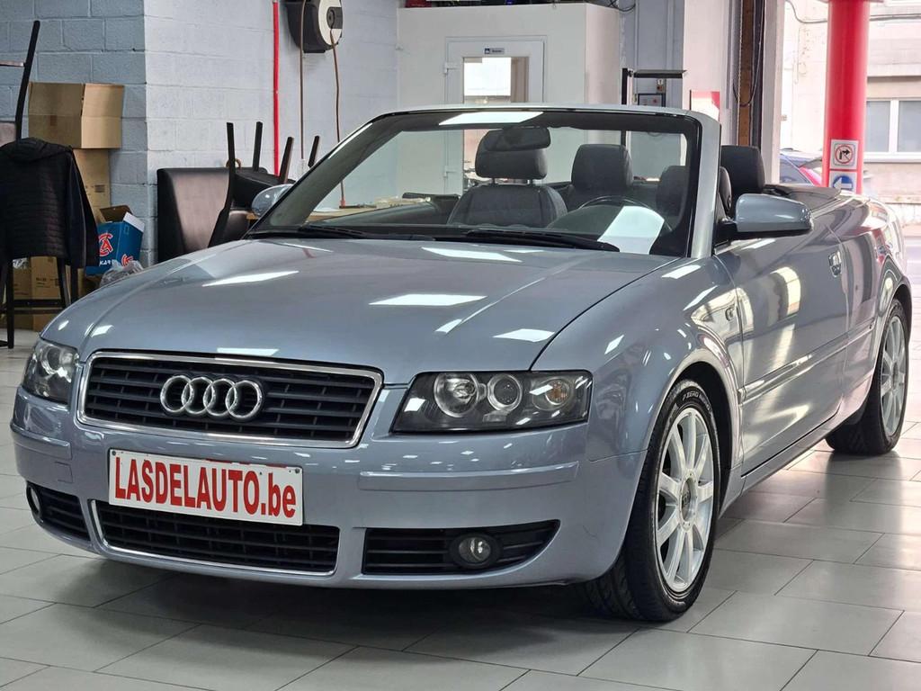Audi A4 Cabriolet 1.8i Turbo S Line Cuir Chauffants Radio, 4 zetels, Gebruikt, Zwart, 4 cilinders