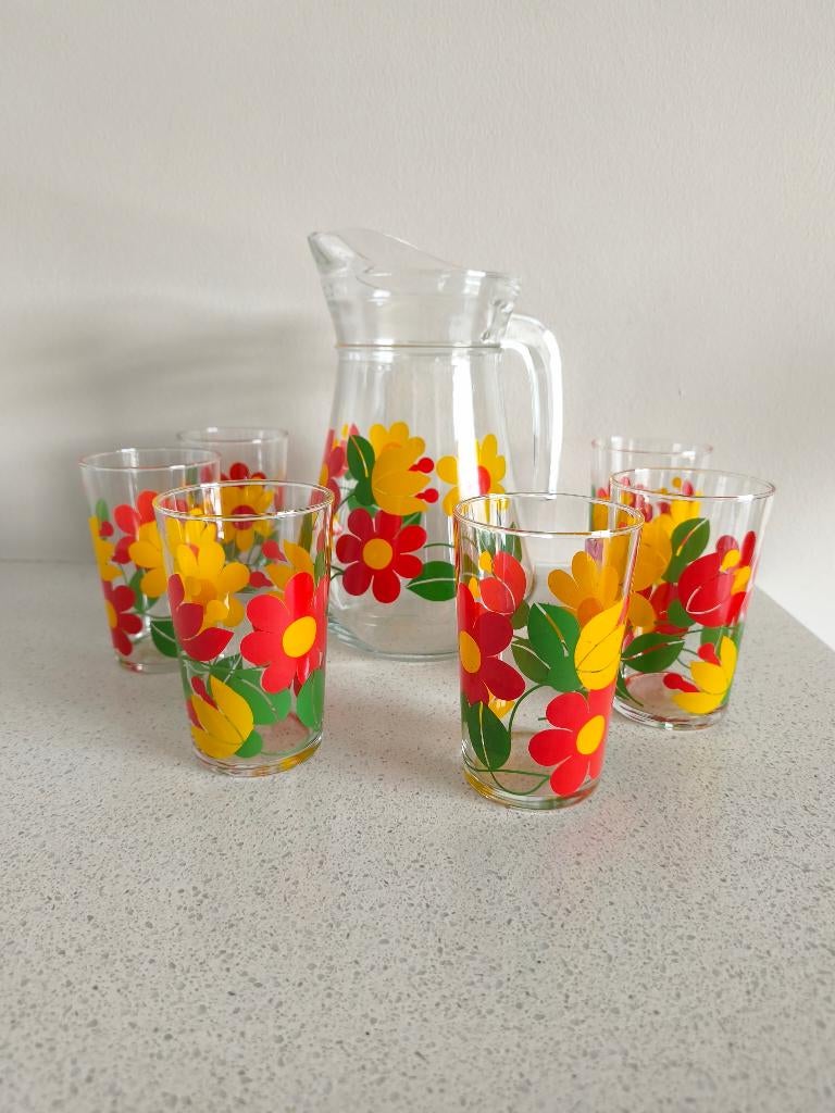 Nieuwe vintage Luminarc karaf met 6 glazen, Flower Power, Antiek en Kunst, Ophalen of Verzenden