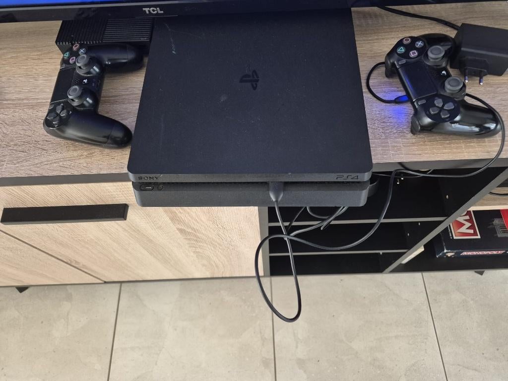 Ps4 slim, 500 GB, Enlèvement, Utilisé, Avec jeux