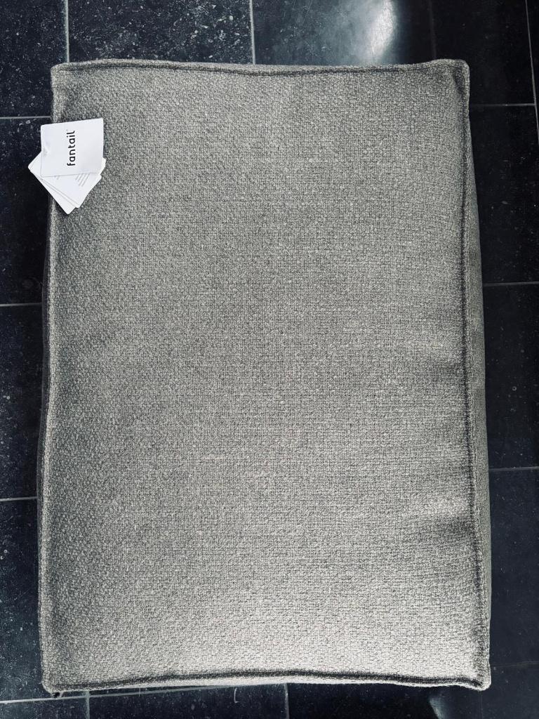 Fantail Hondenbed 2 stuks, Ophalen, Nieuw, Polyester