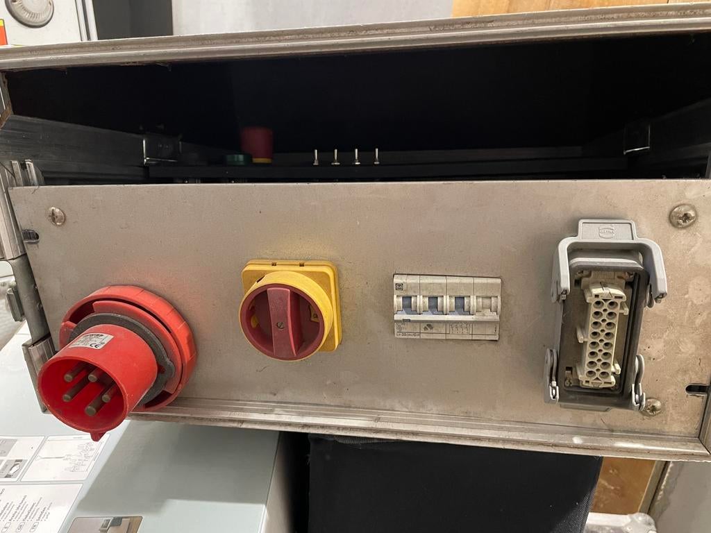 Motorsturing 4 kanaals (voor stukken), Hobby en Vrije tijd, Elektronica-componenten, Ophalen, Gebruikt