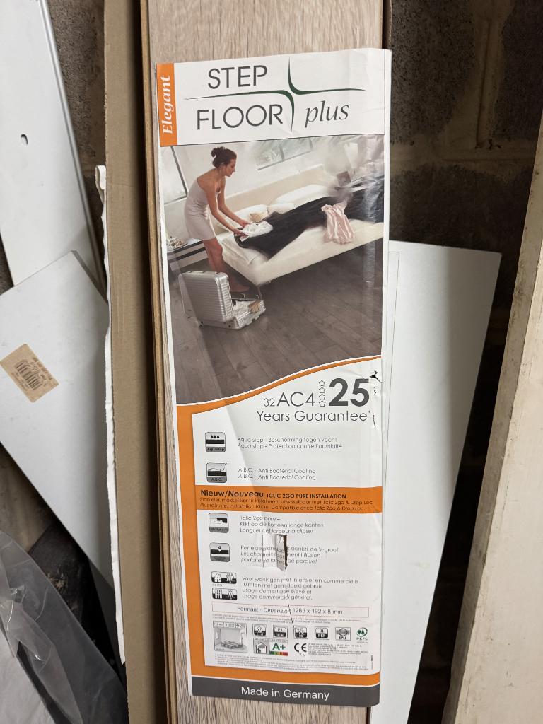 Quick step floor plus, Huis en Inrichting, Stoffering | Vloerbedekking, Ophalen, 75 m² of meer, Overige typen, Zo goed als nieuw