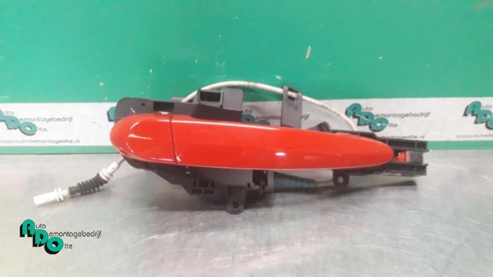 Poignée portière 4portes arrière droite d'un BMW 1-Serie, Autos : Pièces & Accessoires, -, 3 mois de garantie, Utilisé, -