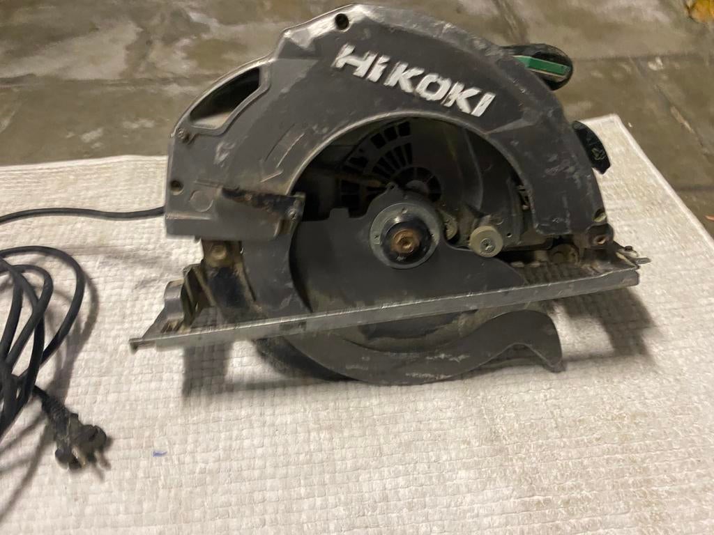 Cirkelzaag hikoki, Doe-het-zelf en Bouw, Ophalen, Gebruikt, 1200 watt of meer, Cirkelzaag