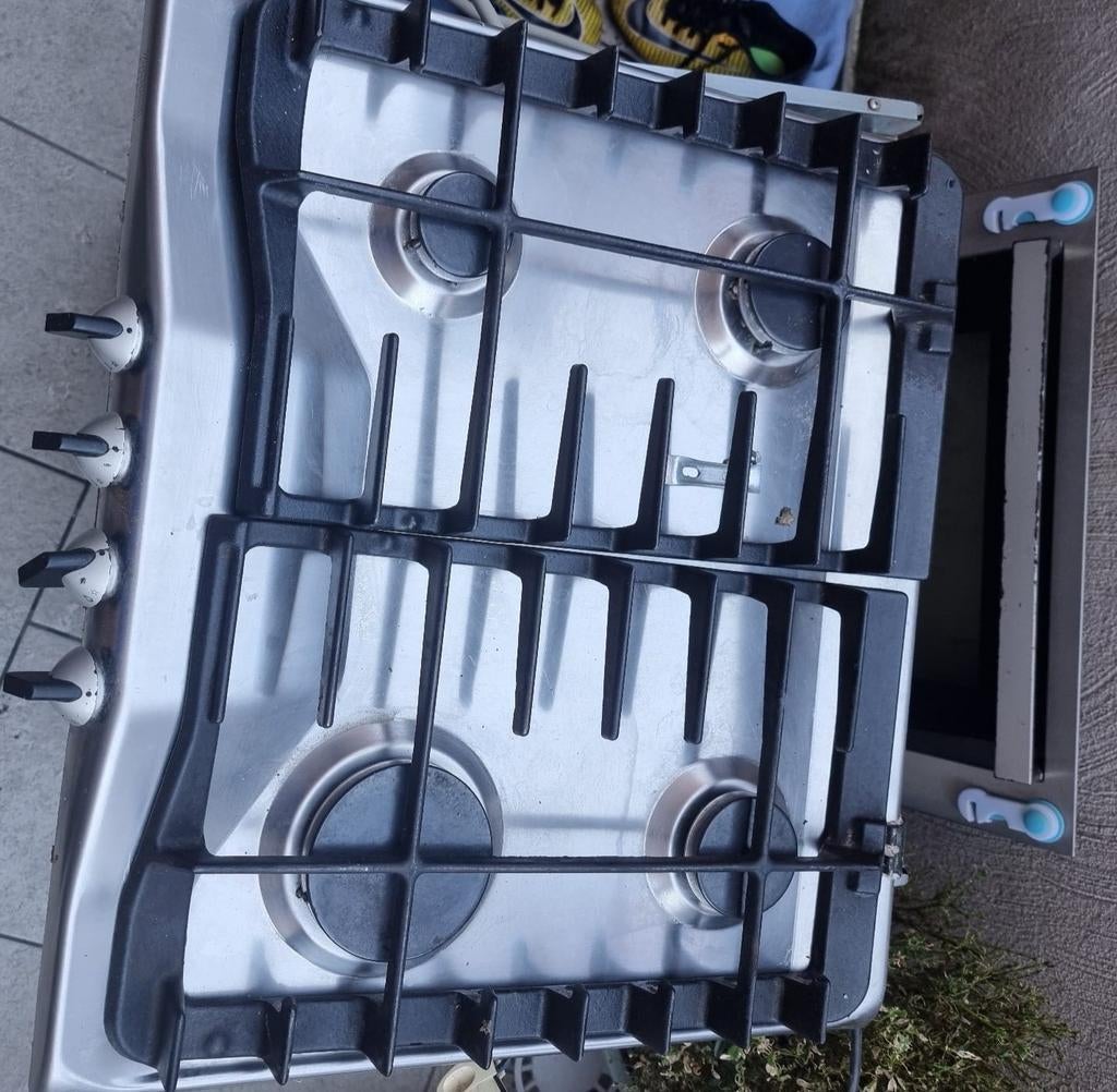 Ensemble Hotte, four et cuisinière, Gaz, 4 zones de cuisson, Encastré, Enlèvement