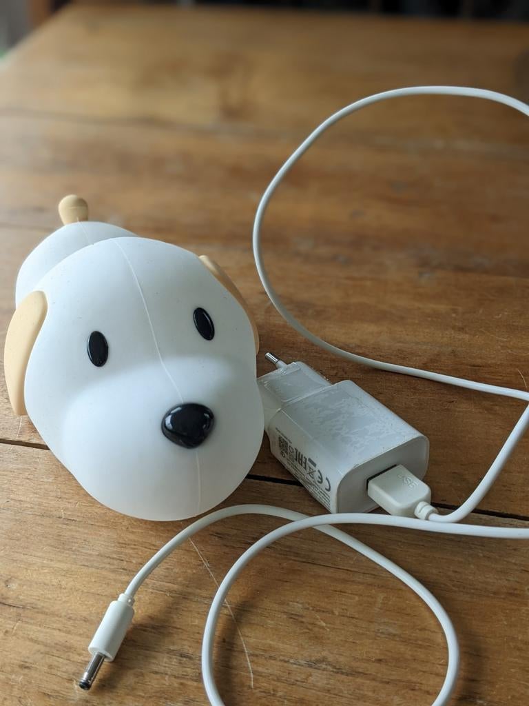 Veilleuse sympa  neuve et rechargeable