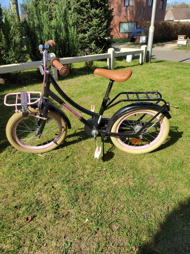 Kinderfiets, Fietsen en Brommers, Fietsen | Meisjes, Zo goed als nieuw, 16 inch, Handrem, Ophalen of Verzenden