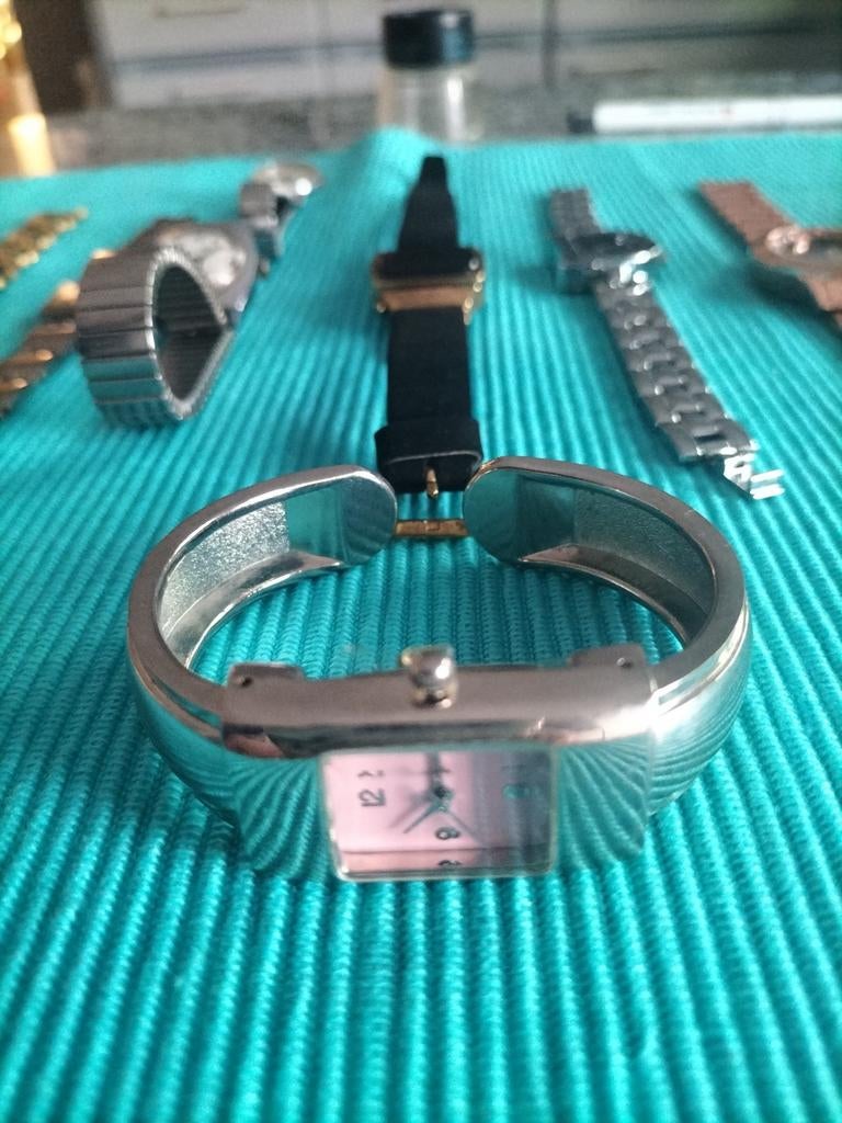 Lot de montres femmes vintage et contemporaine 11 pièces, Collections, Collections Autre, Enlèvement